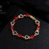 Armband mit herzförmigen Strasssteinen – Bild 2