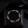 Armband mit herzförmigen Strasssteinen – Bild 5